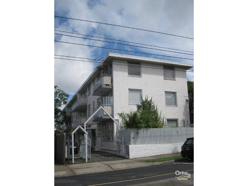 8/51 Chapel Street, St Kilda VIC 3182