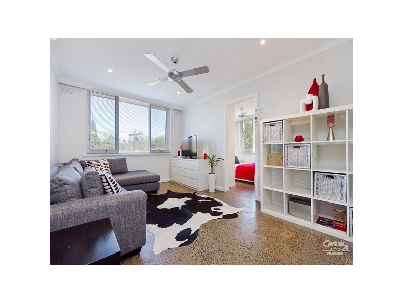 17/11-15 Chapel Street, St Kilda VIC 3182