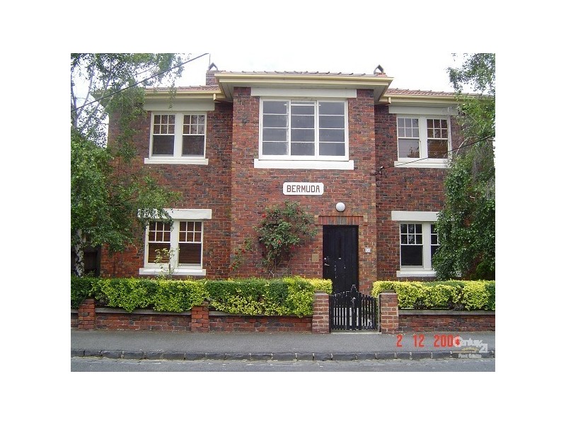 2/14 Foster Street, St Kilda VIC 3182