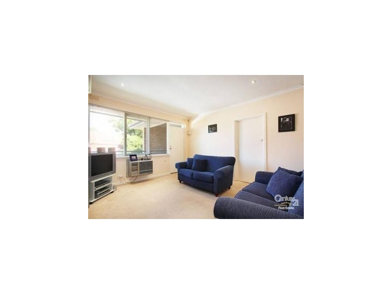 4/5 Joyce Street, Elwood VIC 3184