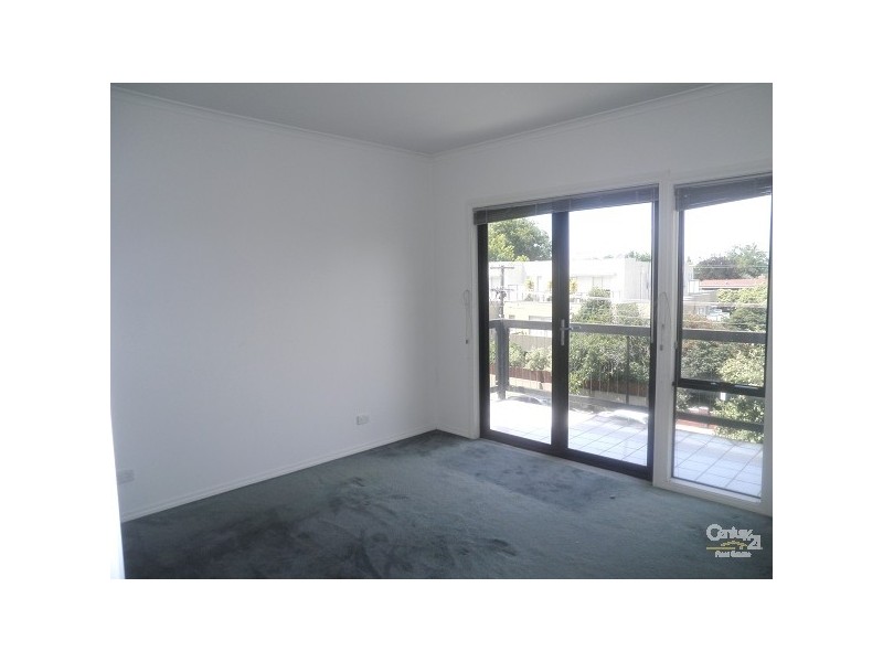 17/194 Alma Road, St Kilda East VIC 3183