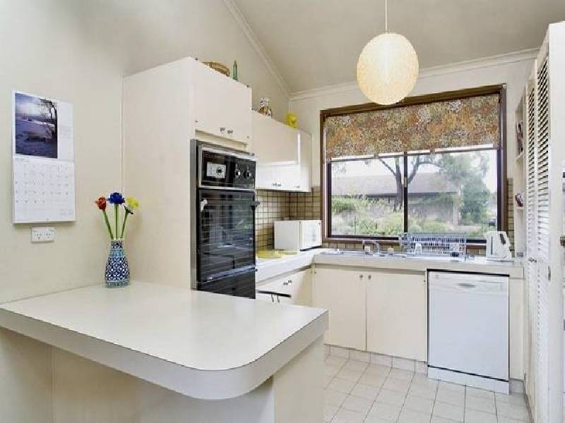 34 Everest Drive, Cheltenham VIC 3192