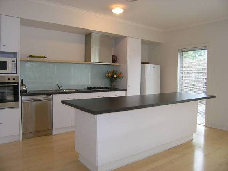 24 Carnoustie Parade, Heatherton VIC 3202