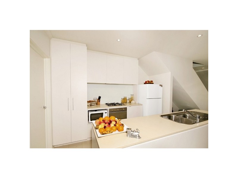 23 Pebble Beach Place, Heatherton VIC 3202