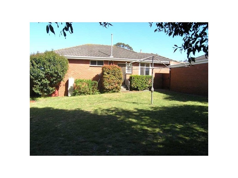 14 Berkefeld Court, Cheltenham VIC 3192