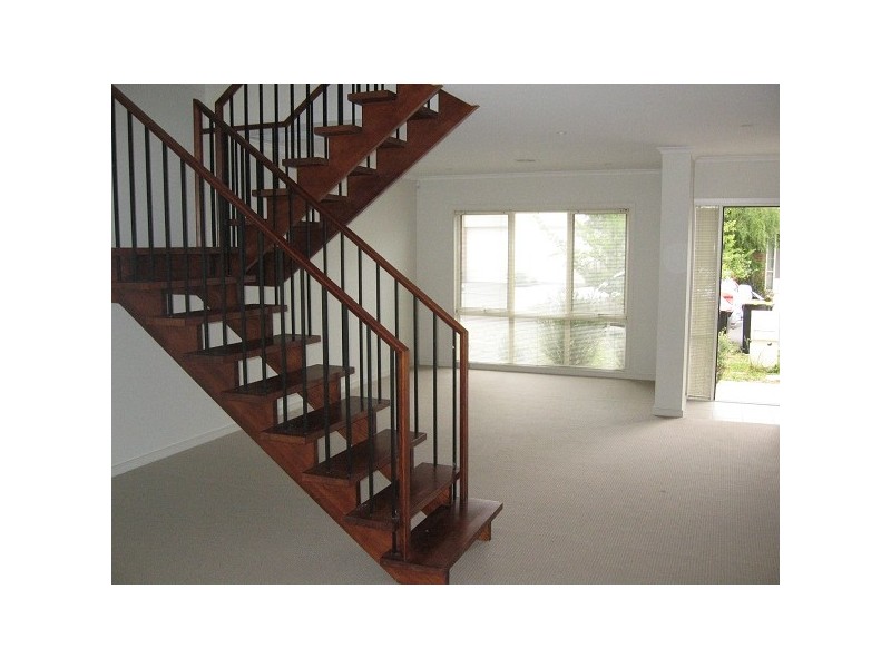 4 Edgewood Place, Heatherton VIC 3202