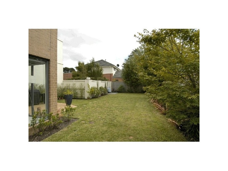 31 Carnoustie Parade, Heatherton VIC 3202