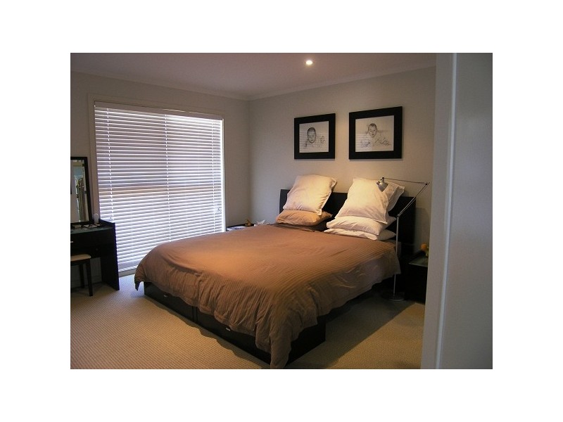 12 Inverness Place, Heatherton VIC 3202