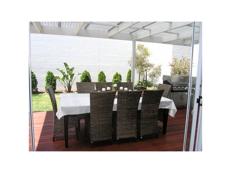 12 Inverness Place, Heatherton VIC 3202