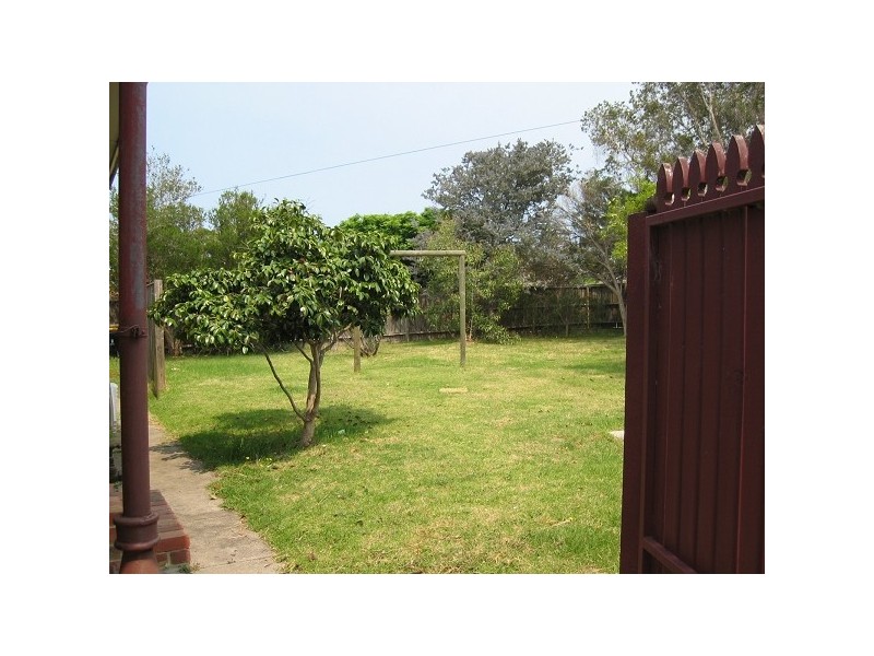 12 Hoffman Street, Cheltenham VIC 3192