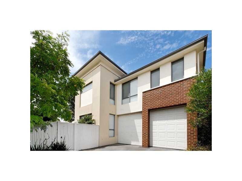 8 Ganton Place, Heatherton VIC 3202