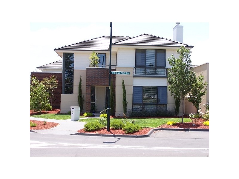 16 St Andrews Drive, Heatherton VIC 3202