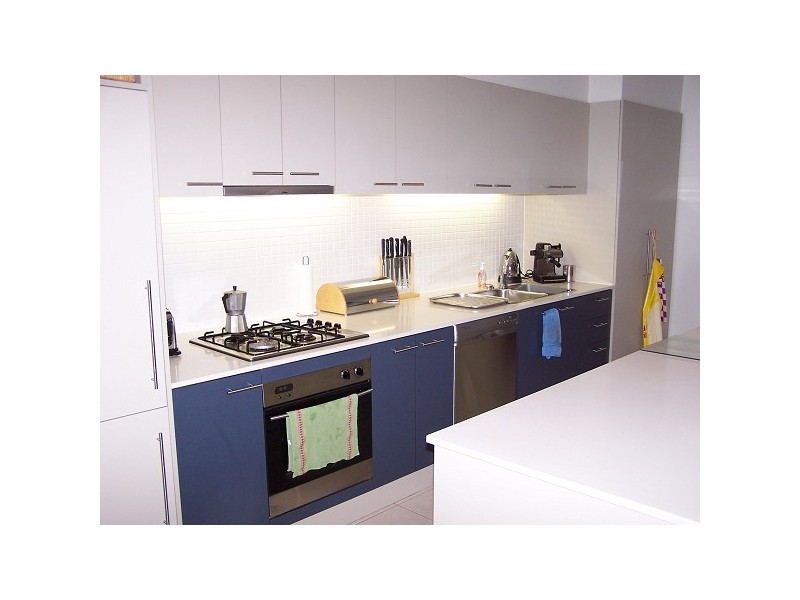 16 St Andrews Drive, Heatherton VIC 3202