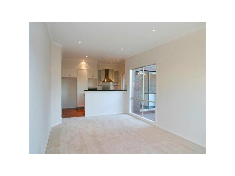 3 Travers Walk, Heatherton VIC 3202