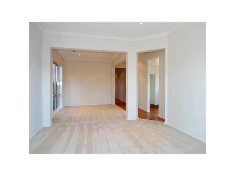 3 Travers Walk, Heatherton VIC 3202