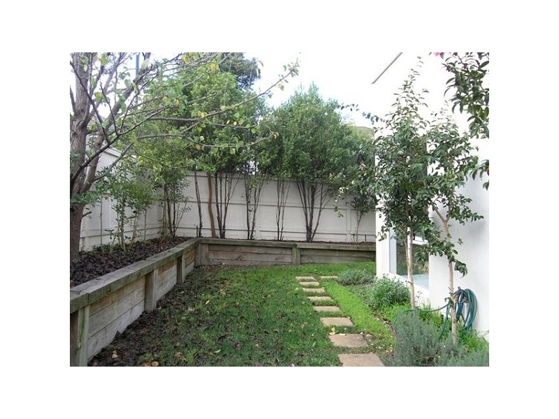 11 Royal Troon Avenue, Heatherton VIC 3202