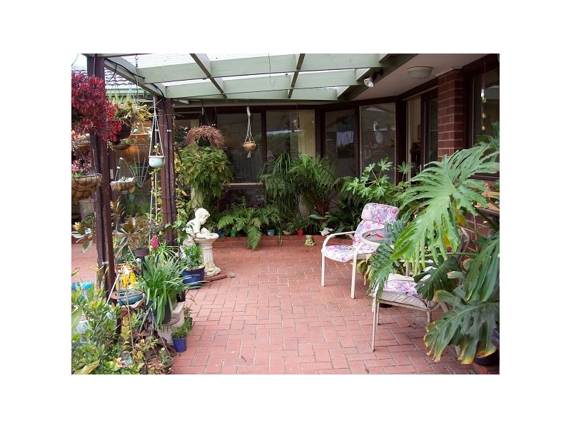 44 Nicholas Grove, Heatherton VIC 3202