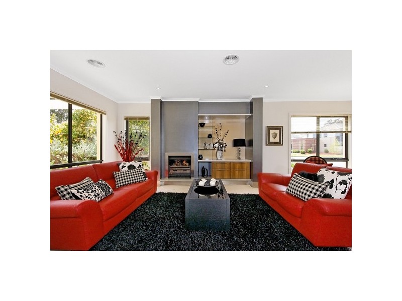 45 St Andrews Drive, Heatherton VIC 3202