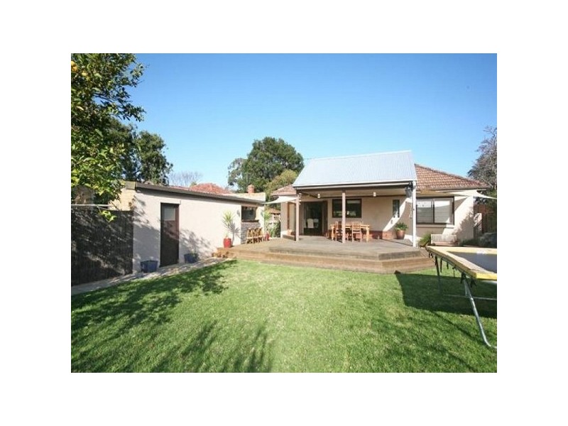 3 Correa Avenue, Cheltenham VIC 3192