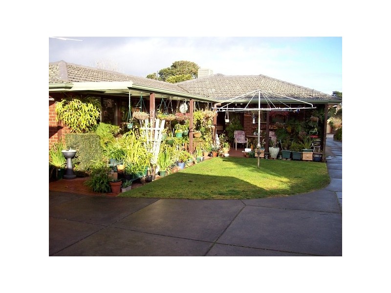 44 Nicholas Grove, Heatherton VIC 3202