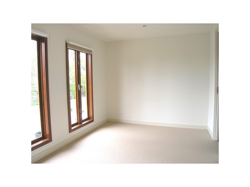 2/37 Derring Lane, Cheltenham VIC 3192