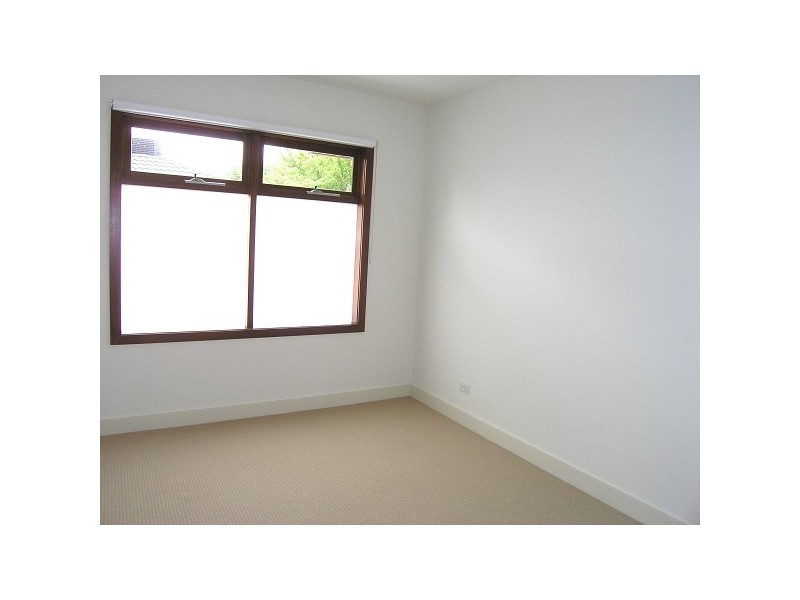 2/37 Derring Lane, Cheltenham VIC 3192