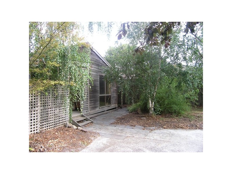 5 Ash Court, Cheltenham VIC 3192