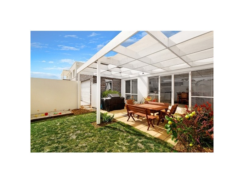 83 St Andrews Drive, Heatherton VIC 3202