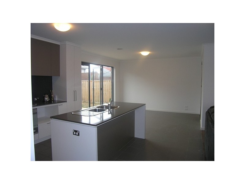 32 San Lorenzo Court, Heatherton VIC 3202