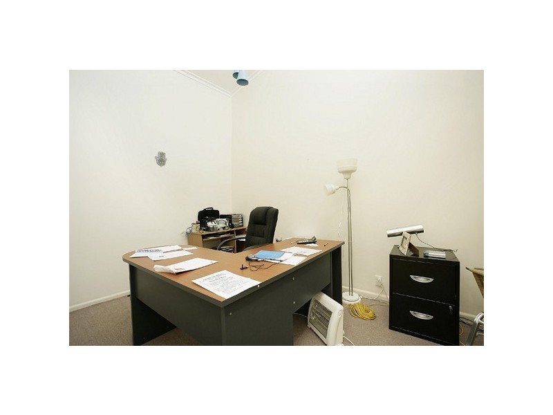 64 Essex Road, Mount Waverley VIC 3149