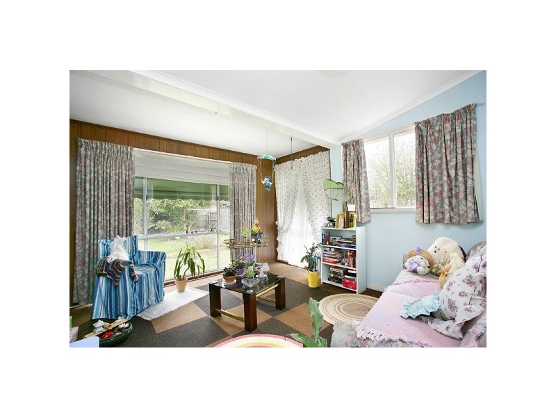 1 Eila Close, Cheltenham VIC 3192