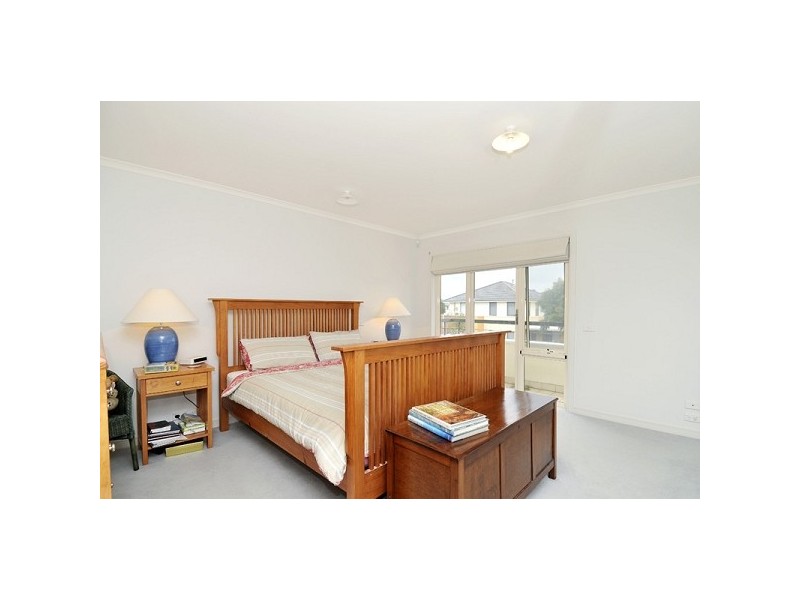 14 St Andrews Drive, Heatherton VIC 3202