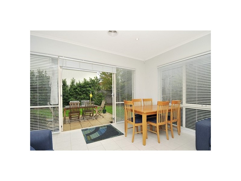 14 St Andrews Drive, Heatherton VIC 3202