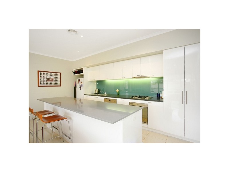 6 Augusta Square, Heatherton VIC 3202