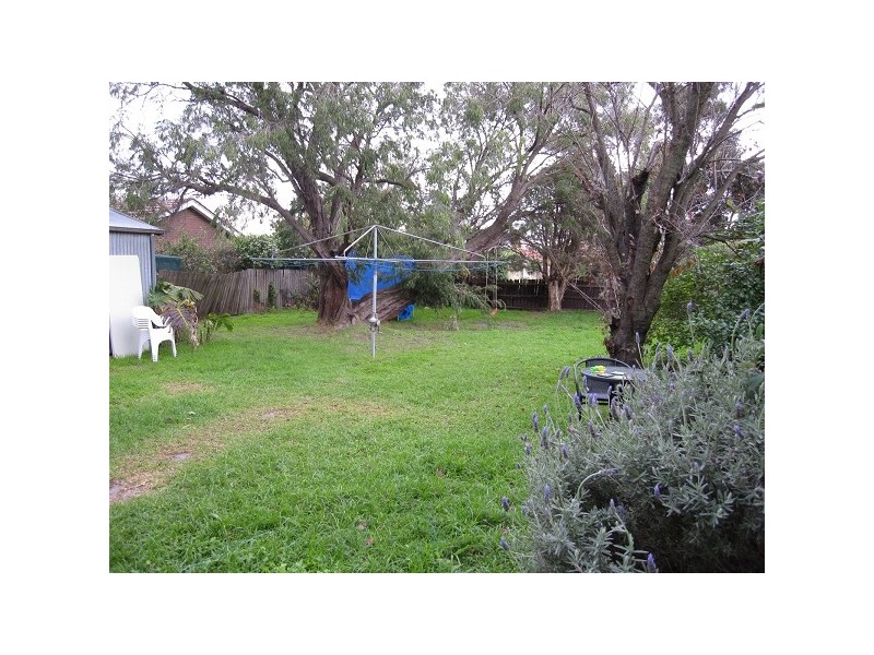 25 Stuart Avenue, Cheltenham VIC 3192