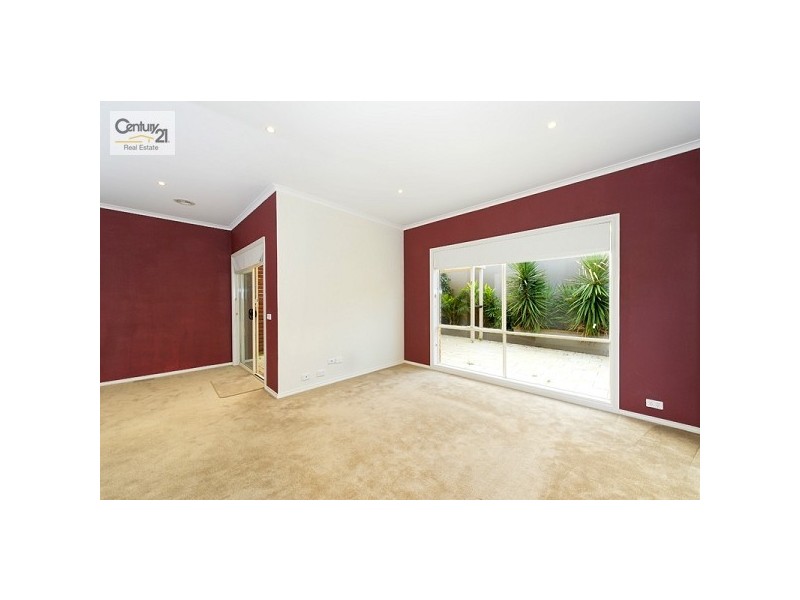 20 Baltusrol Circuit, Heatherton VIC 3202