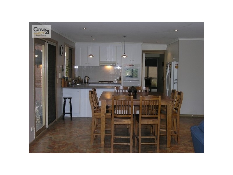 28 Centre Dandenong Road, Cheltenham VIC 3192