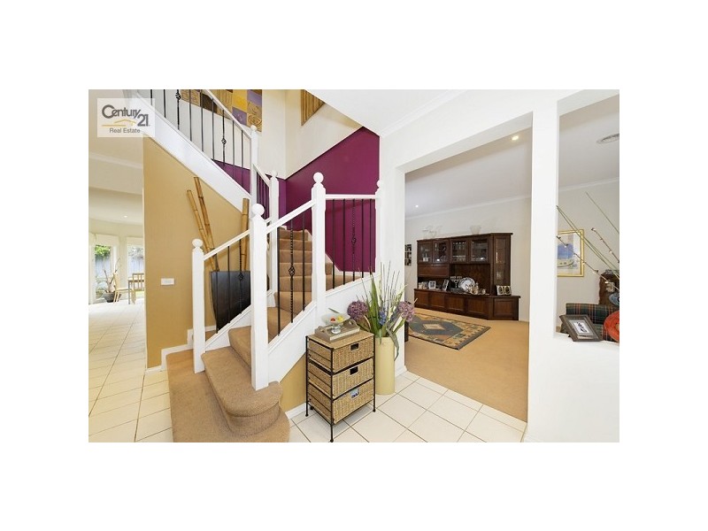 10 Baltusrol Circuit, Heatherton VIC 3202