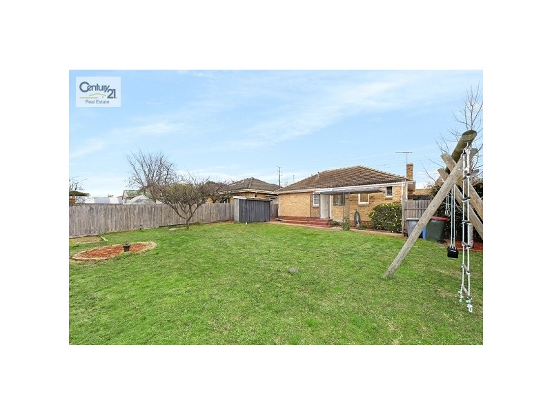 377 Bay Road, Cheltenham VIC 3192