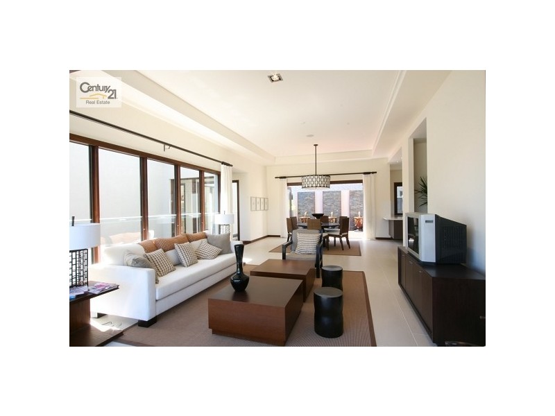 12 Burdekin Blvd, Waterways VIC 3195