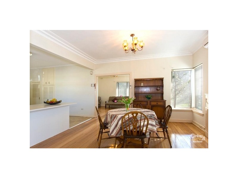 54 Chesterville Road, Cheltenham VIC 3192