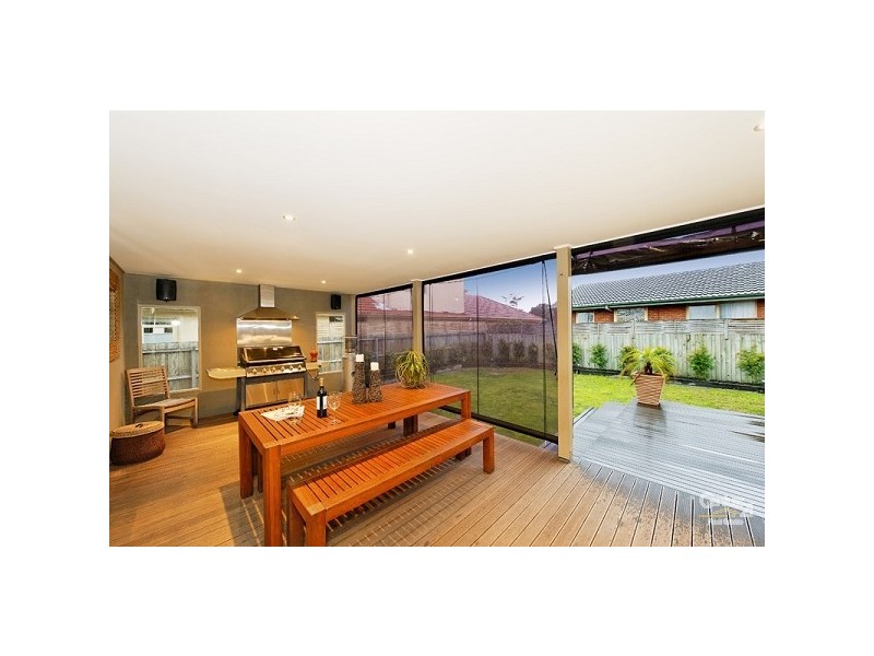 3 Amber Court, Cheltenham VIC 3192