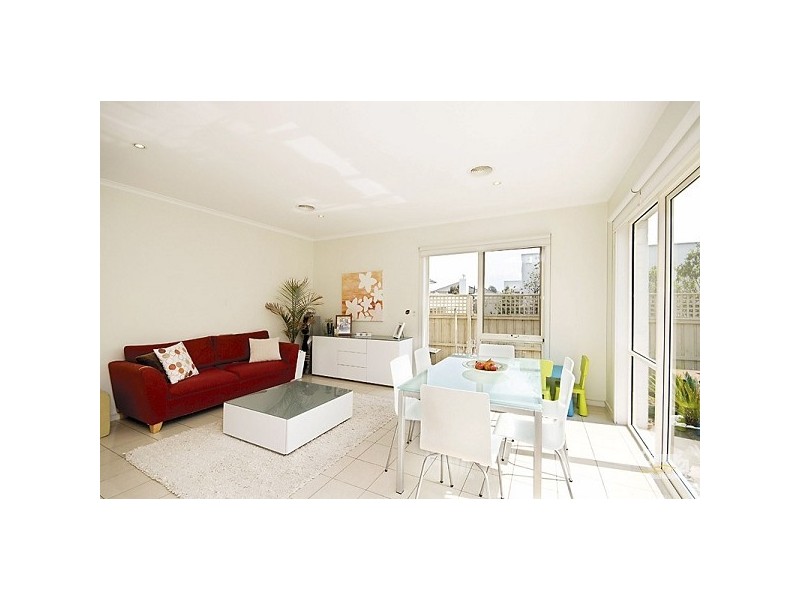 7 Cypress Point Parade, Heatherton VIC 3202