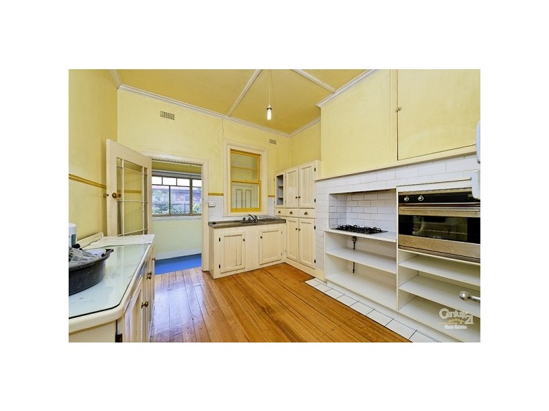 138 Chesterville Road, Cheltenham VIC 3192
