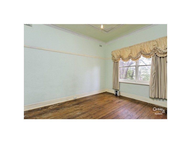 138 Chesterville Road, Cheltenham VIC 3192