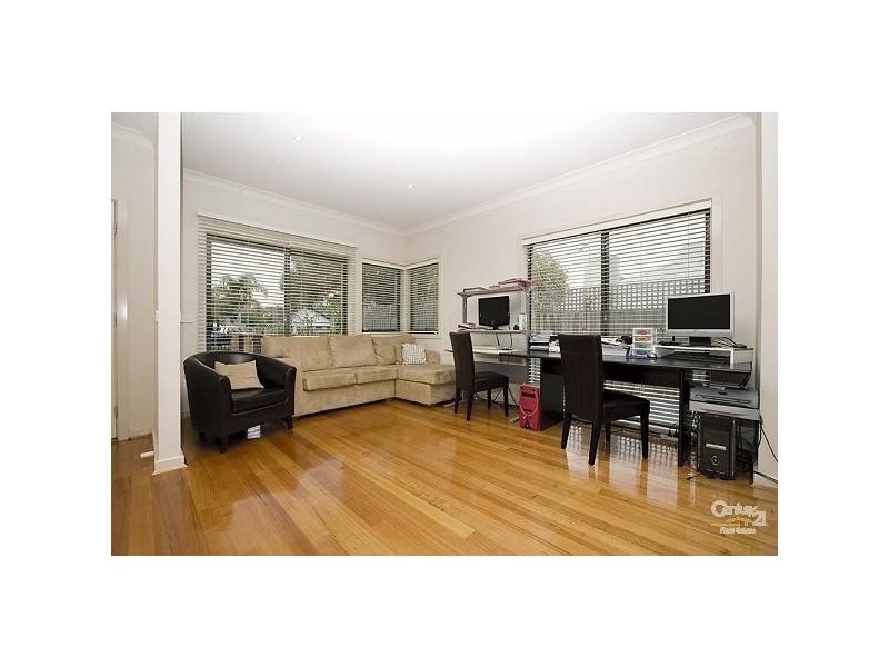 1/7 Clare st, Parkdale VIC 3195