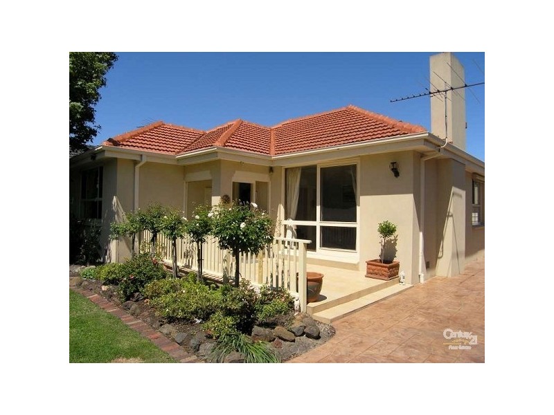 84 Bernard Street, Cheltenham VIC 3192