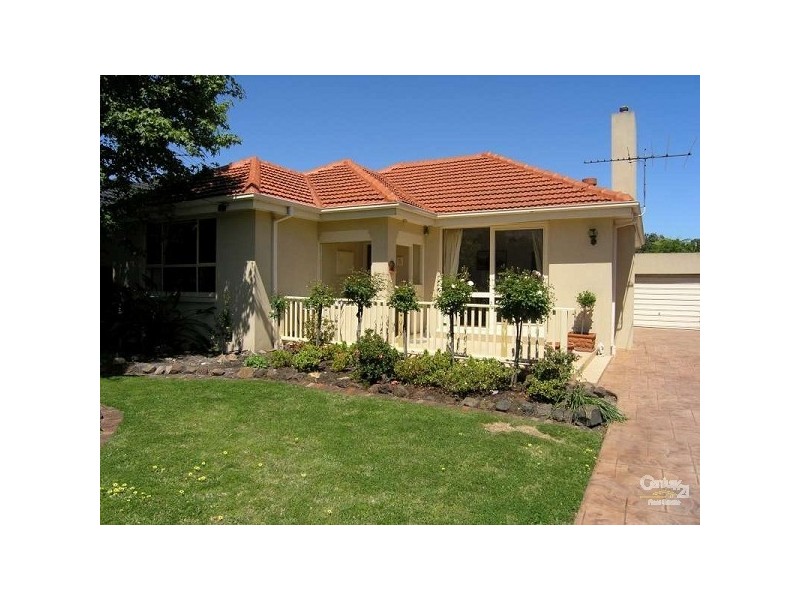 84 Bernard Street, Cheltenham VIC 3192
