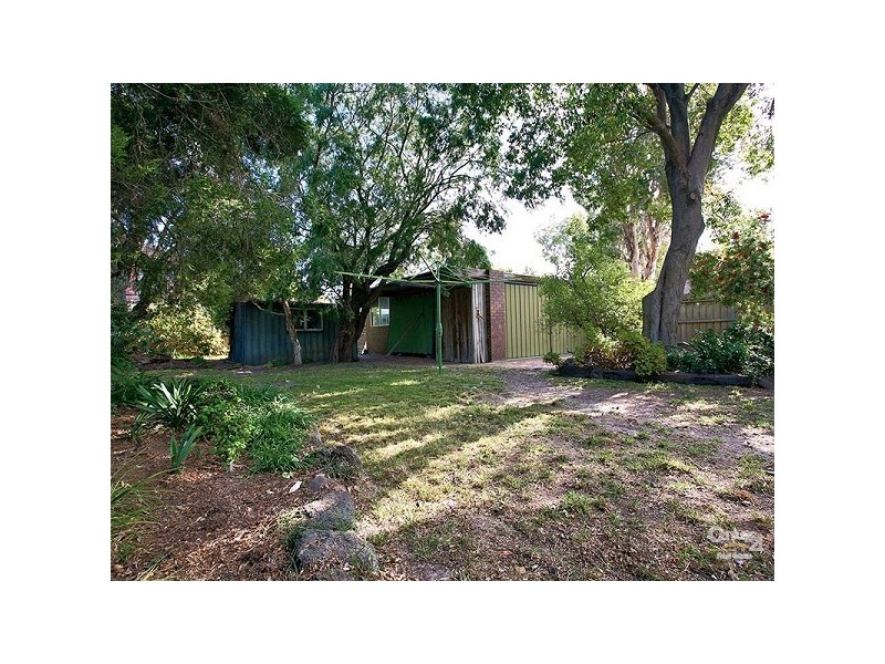 8 Rhoda Street, Dingley Village VIC 3172