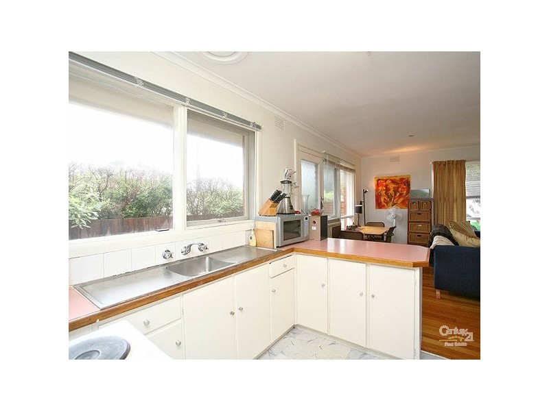 7/64 Warrigal Road, Mentone VIC 3194